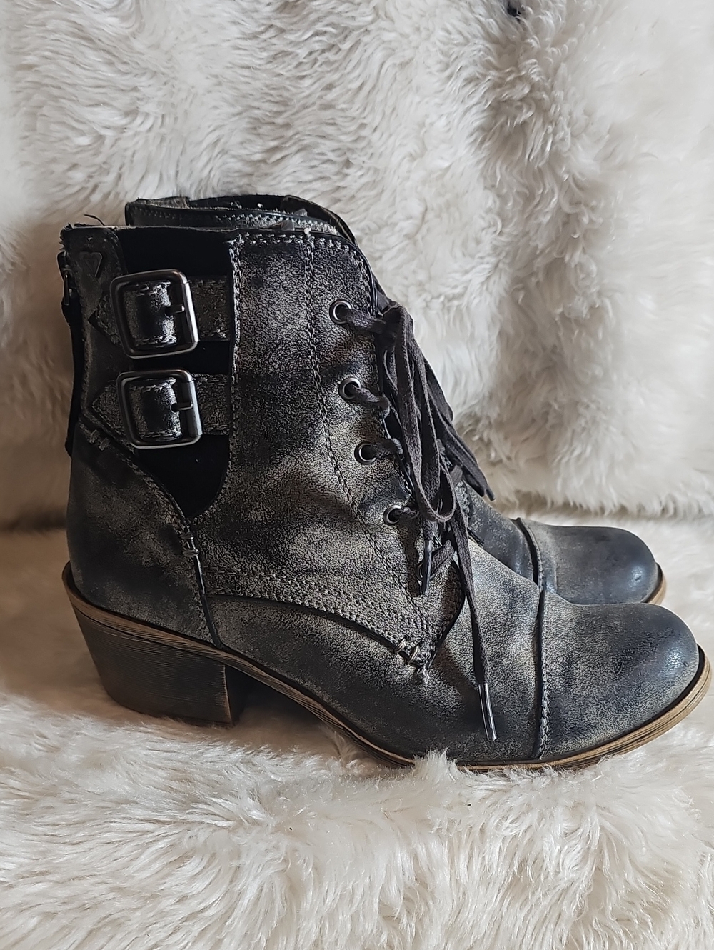 Roxy Distressed Metallic Ankle Boots Size 8 Buckle Lace Up Western BohoDescript